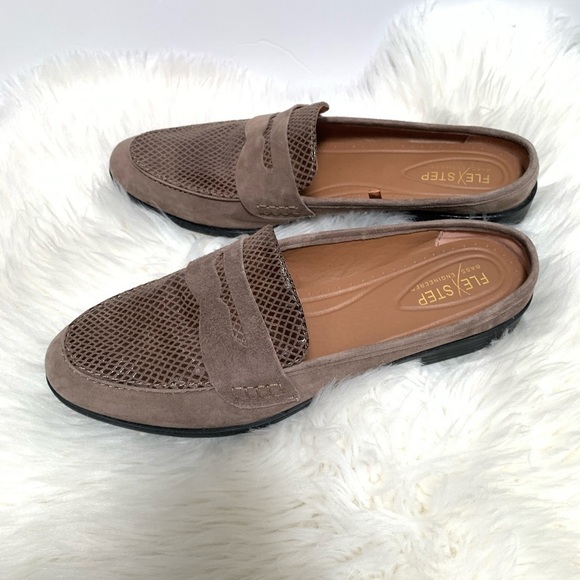 Bass  Flex Step Women's Nicole Taupe Mule Loafer - Picture 8 of 13